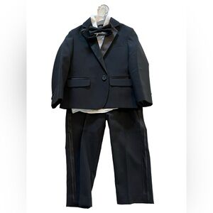 Nautica 4-piece tuxedo